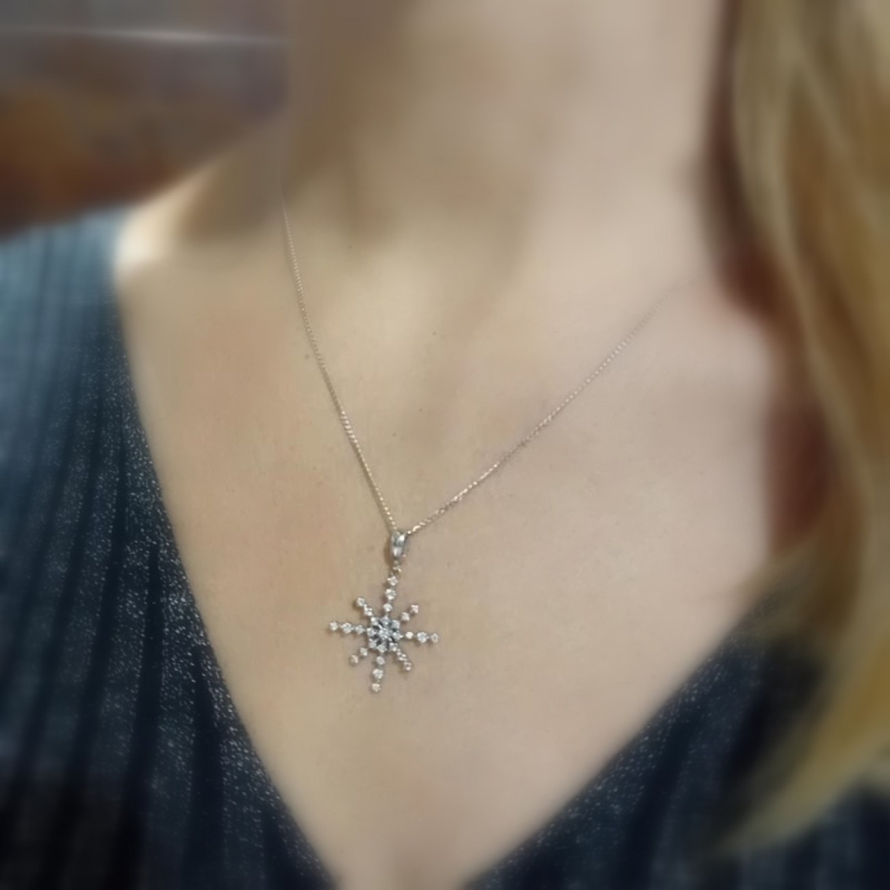 Κολιέ λευκόχρυσο Κ14 winter star