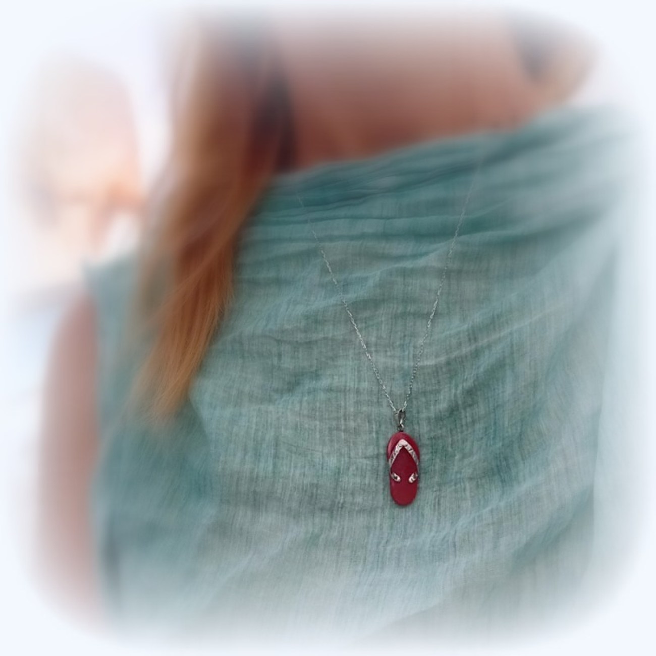 Ασημένιο κολιέ καλοκαιρινό σανδάλι κοράλι