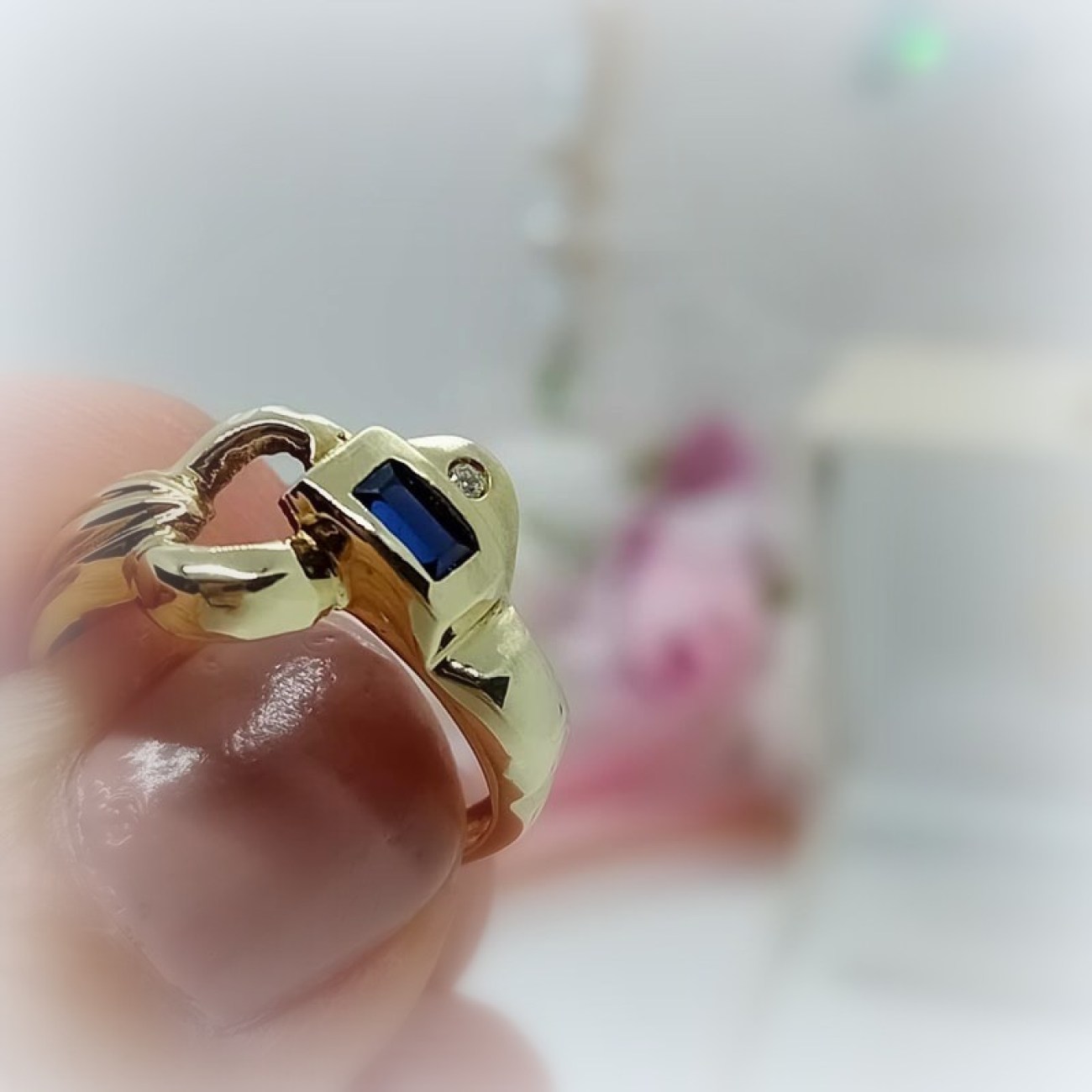 Χρυσό δαχτυλίδι Κ14 με ζαφείρι