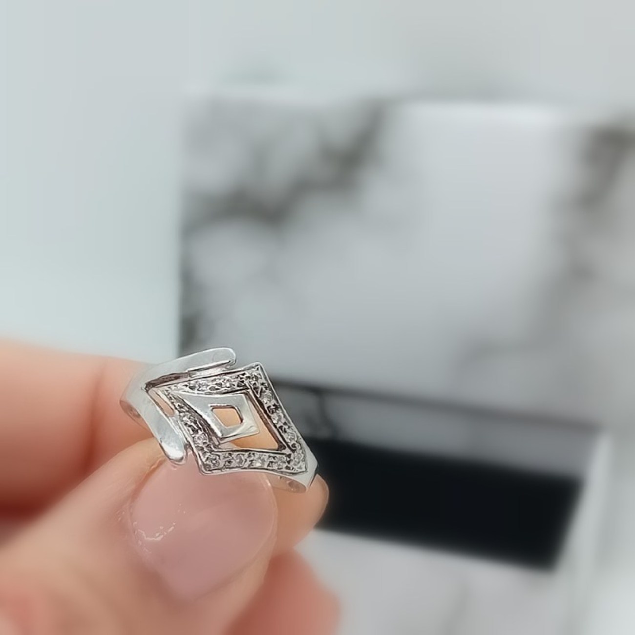 177ebef5-220e-4ac2-b2c3-32accc5f0702