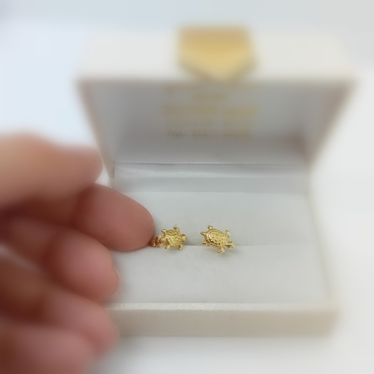 1b039a08-f2b9-48e5-98cd-3c5a1f048478