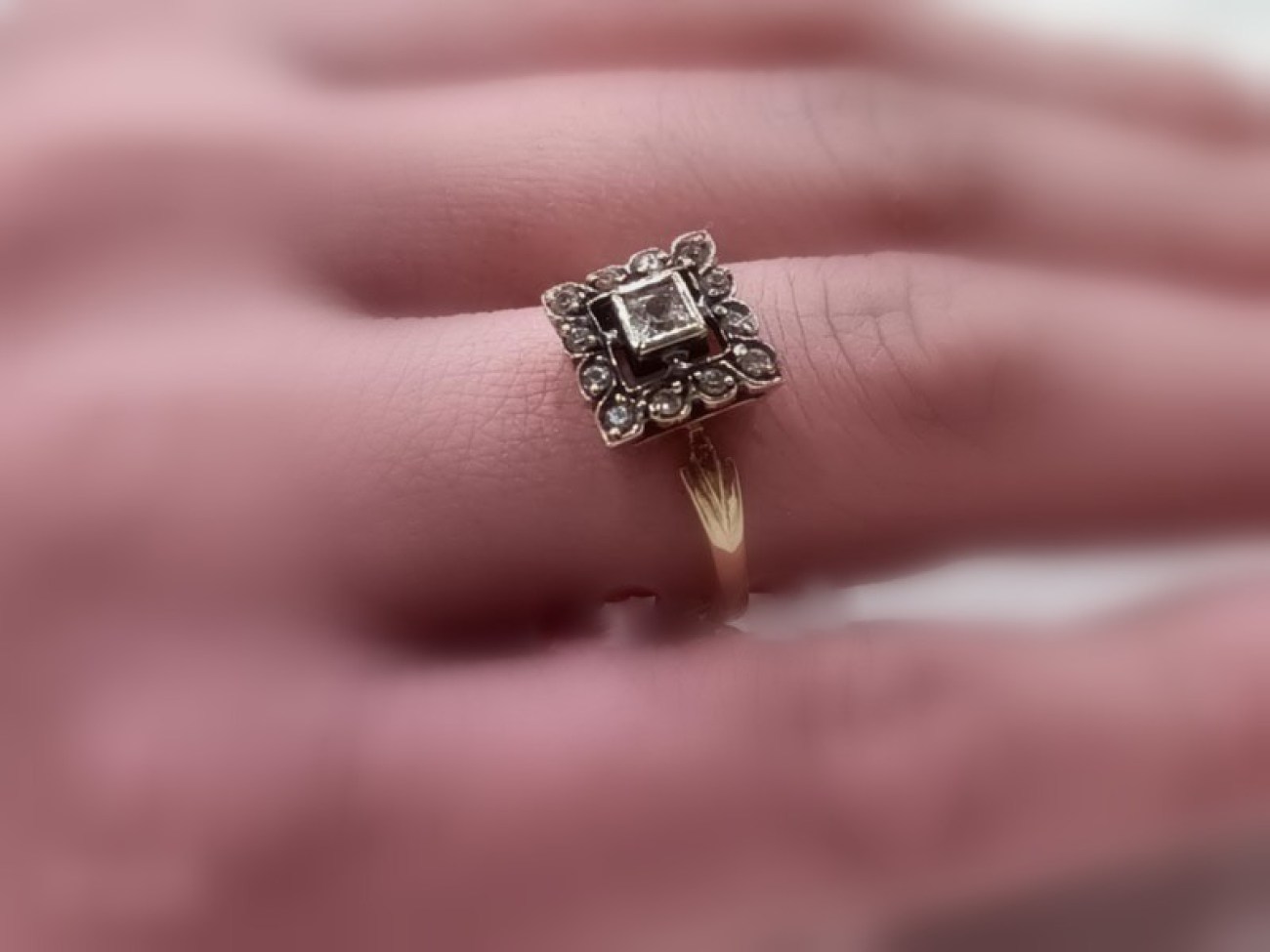 1c0a9044-65a6-4e1f-80eb-25464f03cc50