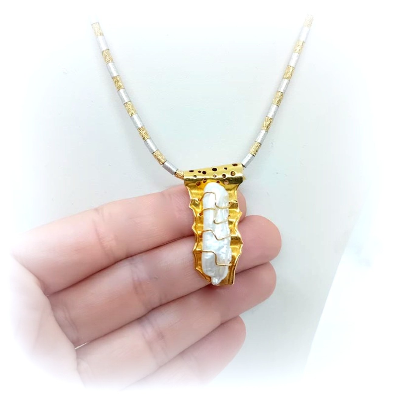 1f5bef29-476c-41f4-9209-6752aaf0a82a