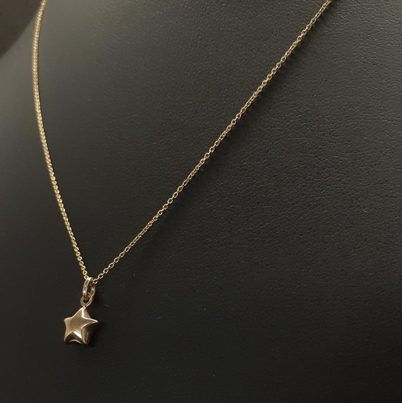 Χρυσό κολιέ CUTE STAR