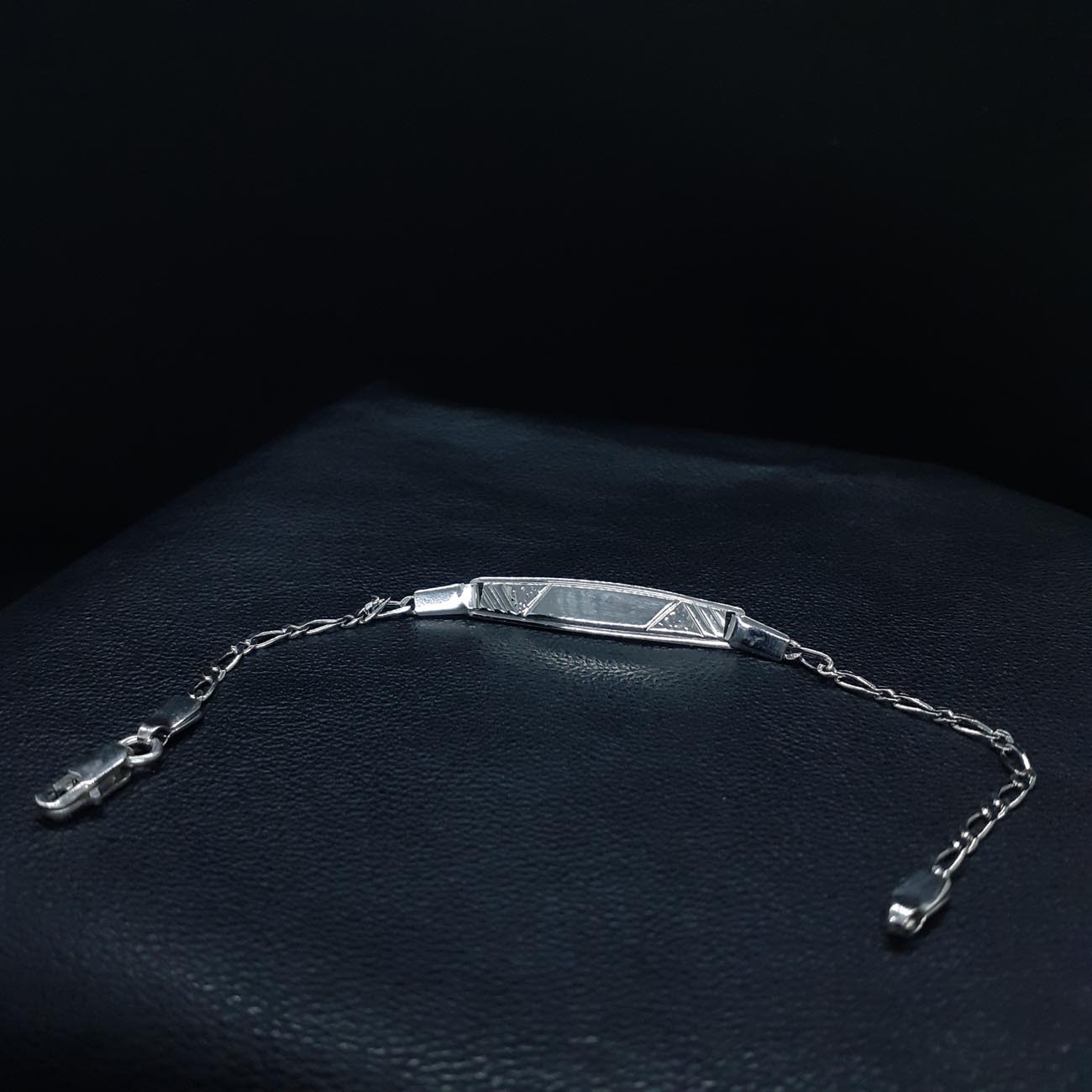 Λευκόχρυση ταυτότητα Κ14