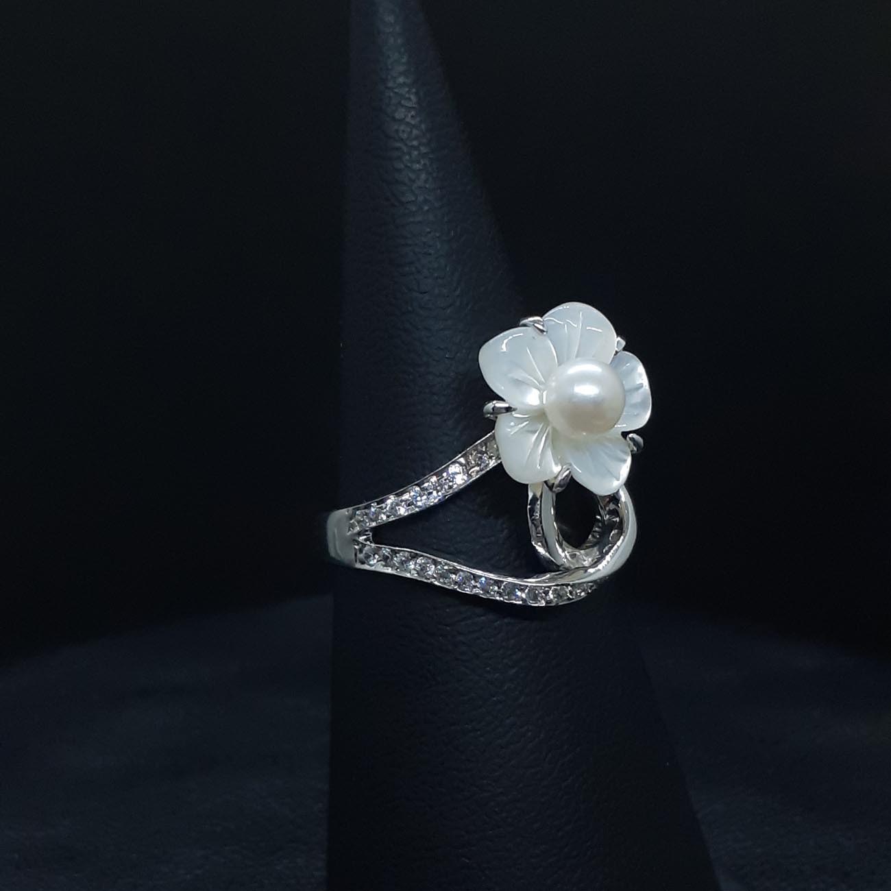 Λευκόχρυσο δαχτυλίδι άνθος φίλντισι μαργαριτάρι ζιργκόν