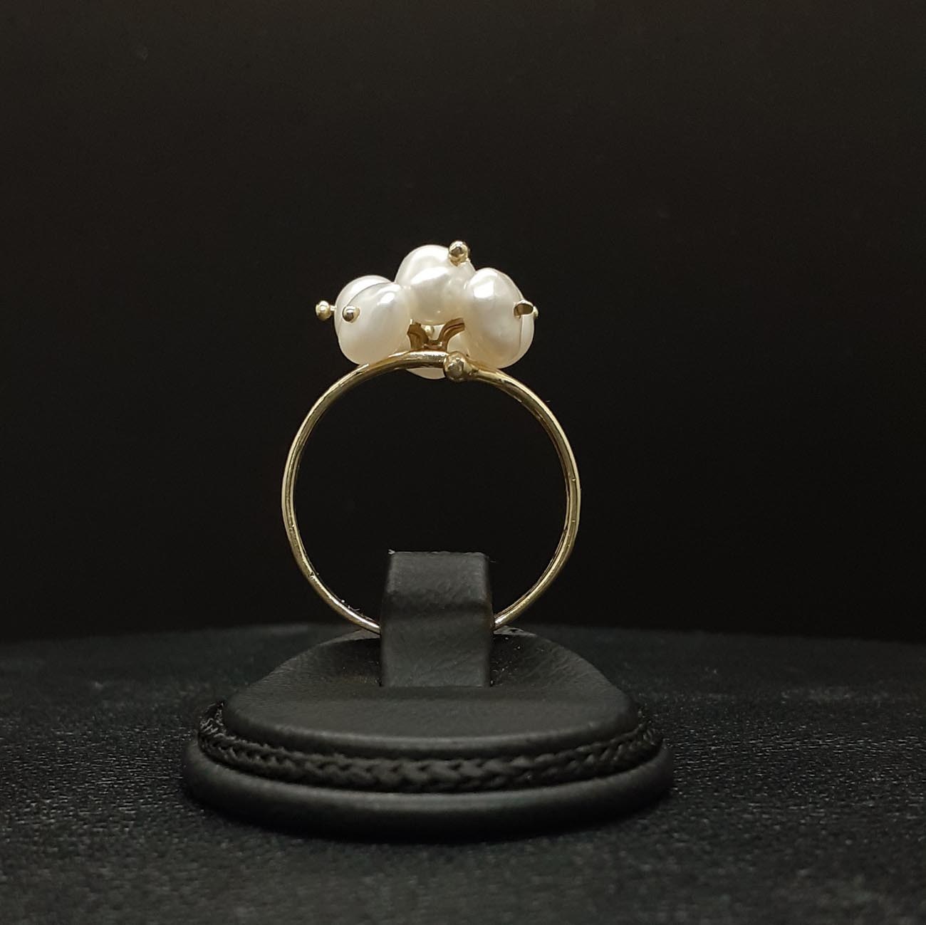 Χρυσό δαχτυλίδι μαργαριτάρια