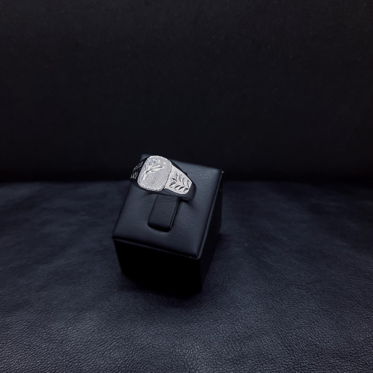 Λευκόχρυσο δαχτυλίδι Κ14