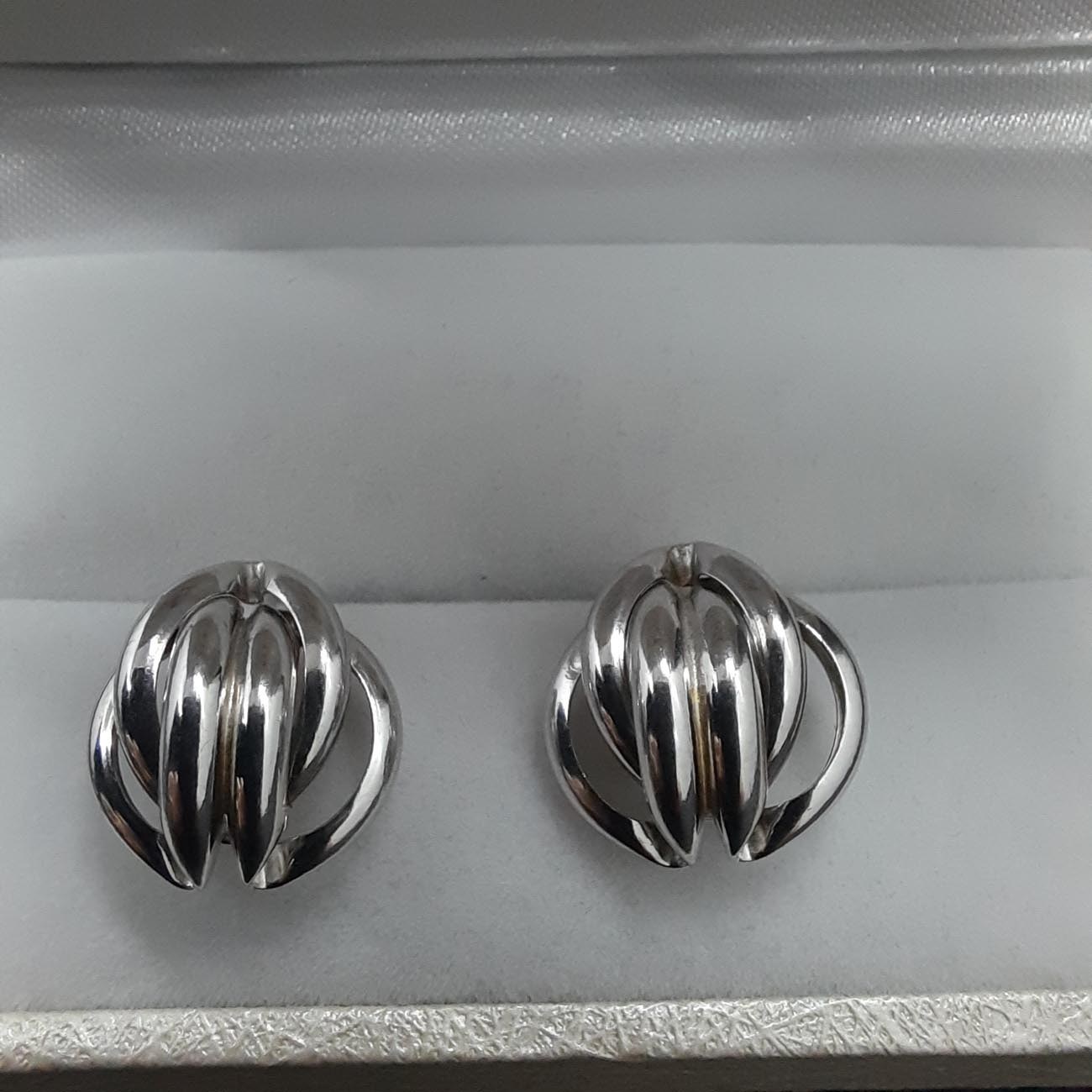 Σκουλαρίκια λευκόχρυσα Κ14