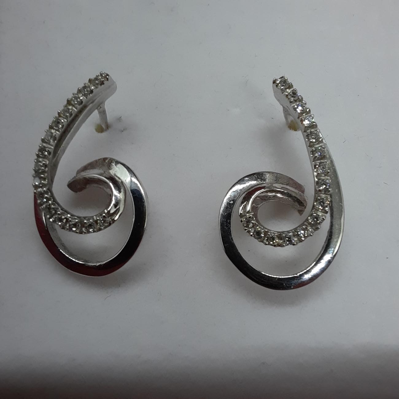 Σκουλαρίκια λευκόχρυσα ζιργκόν 