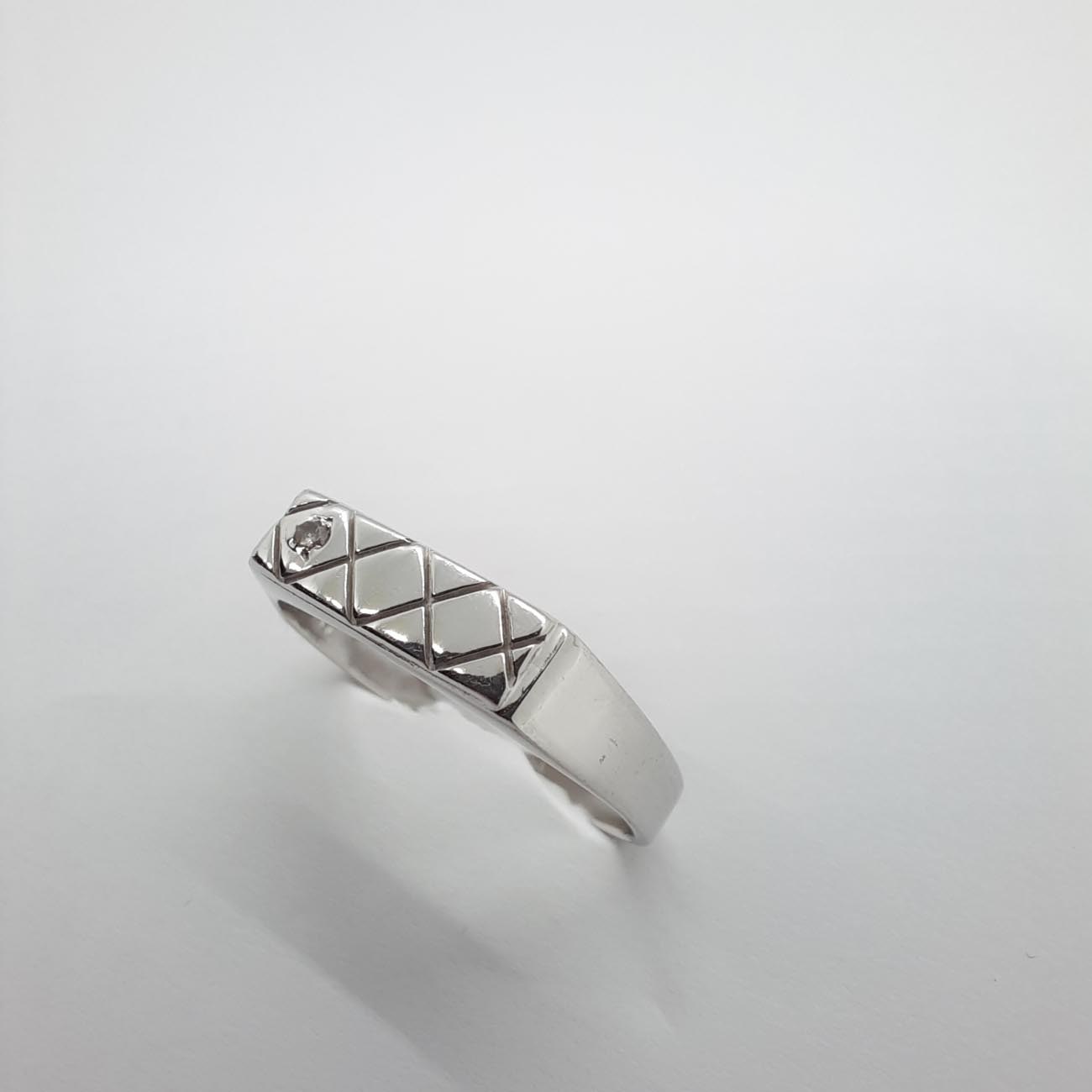 Λευκόχρυσο δαχτυλίδι Κ14