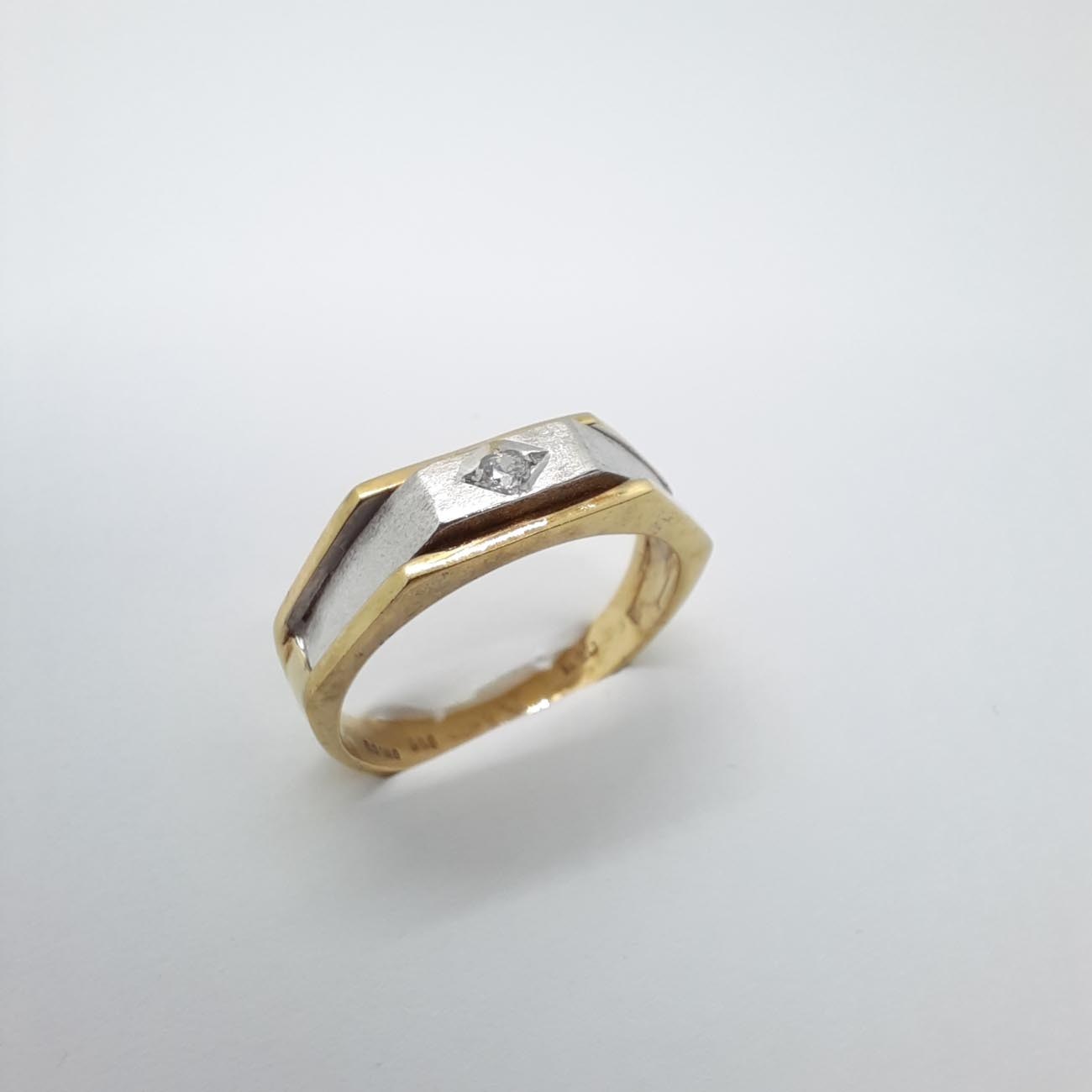 Χρυσό δαχτυλίδι αντρικό Κ14 