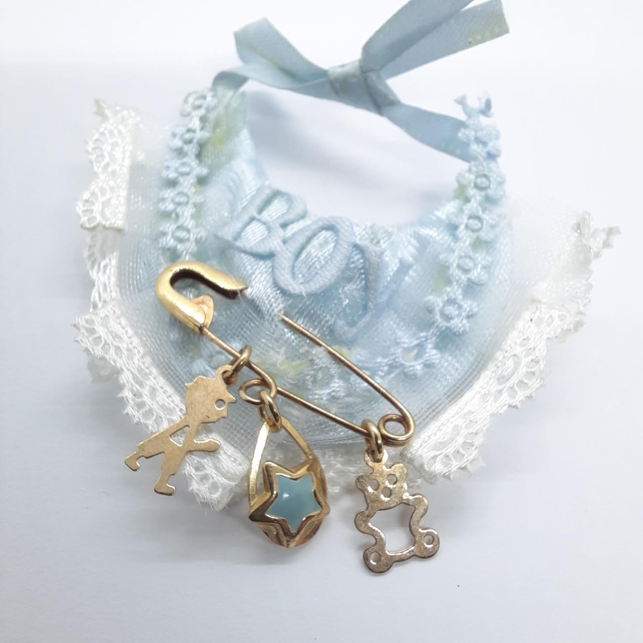 Χρυσό φυλαχτό αγοράκι