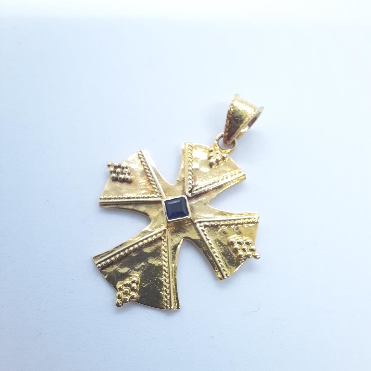 Χρυσός σταυρός με ζιρκόν Κ14 