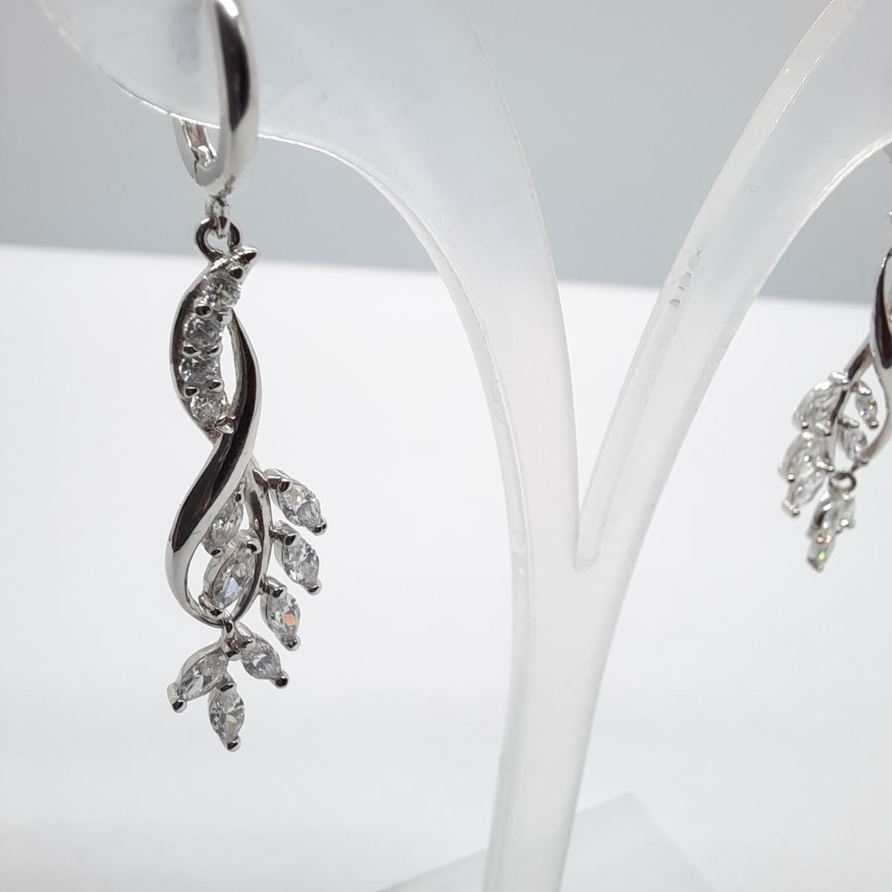 Σκουλαρίκια λευκόχρυσα ζιργκόν