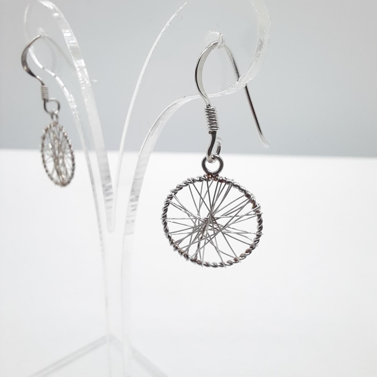 Ασημένια σκουλαρίκια