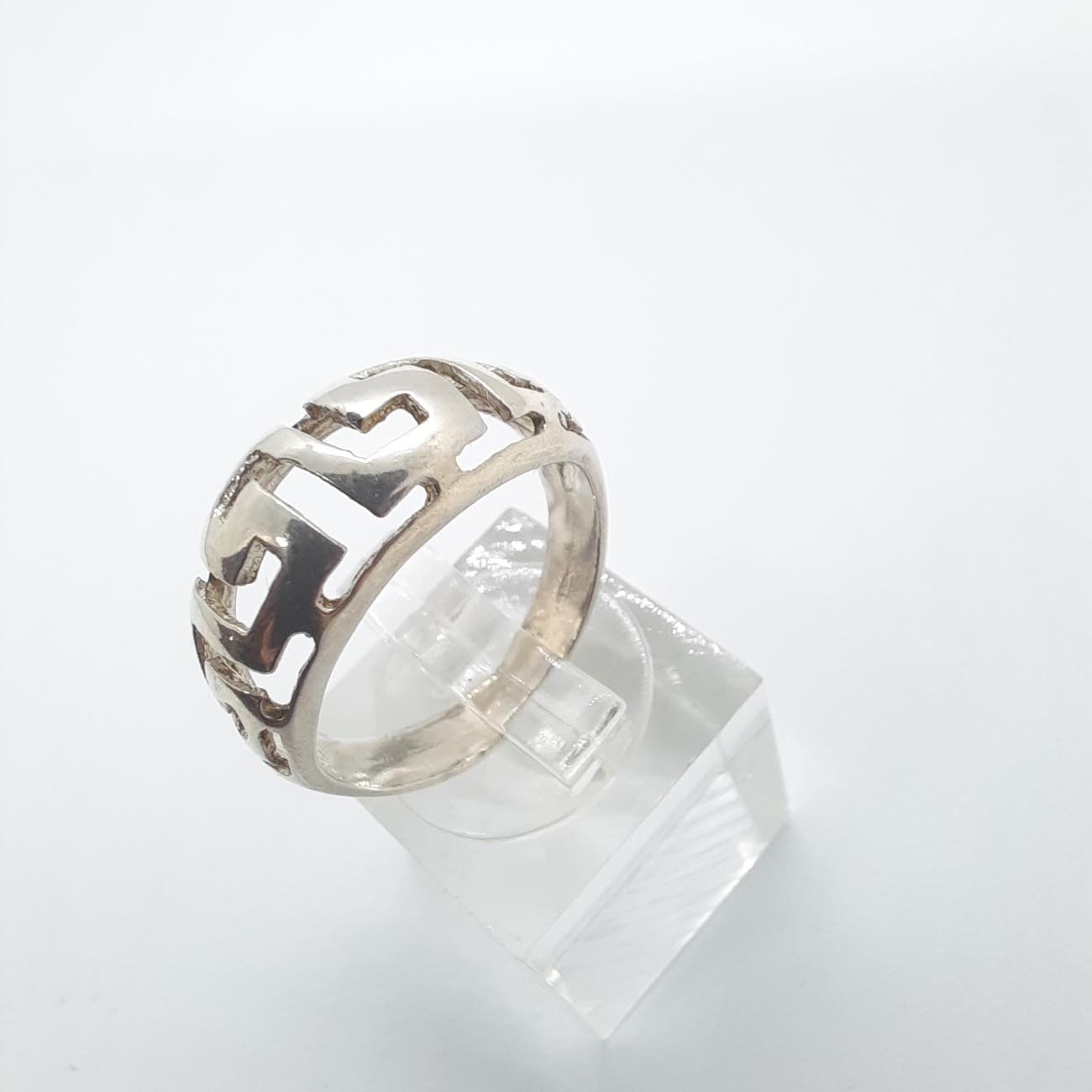 Ασημένιο δαχτυλίδι