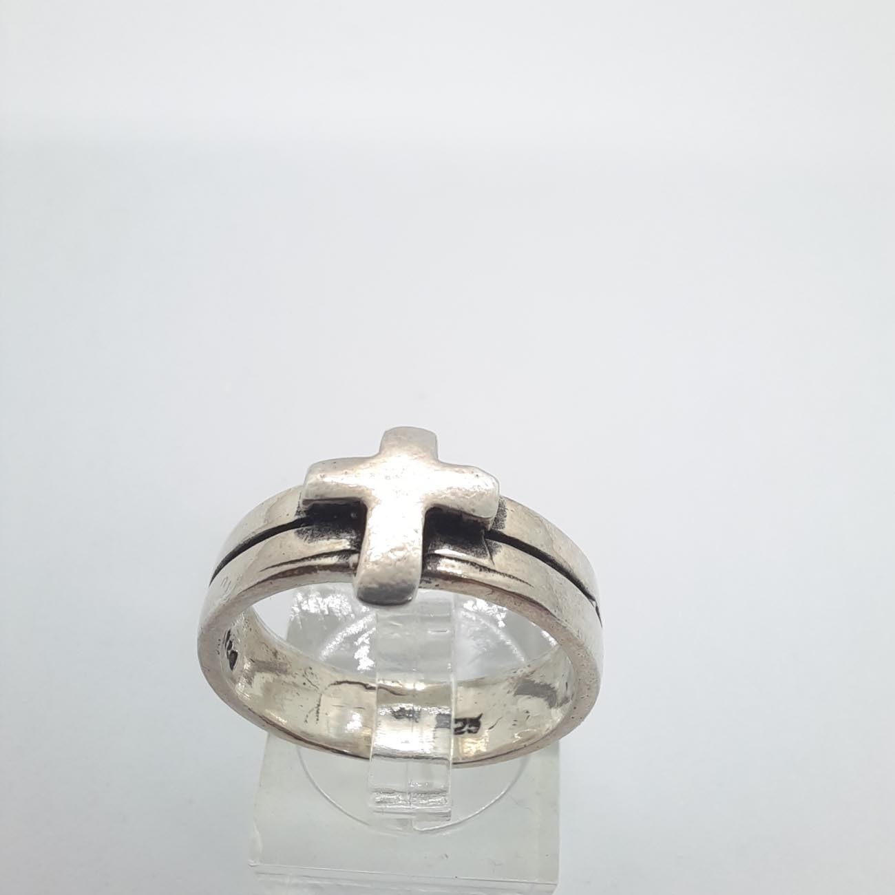 Ασημένιο δαχτυλίδι