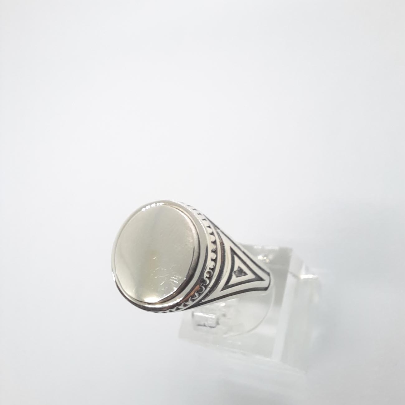 Ασημένιο δαχτυλίδι