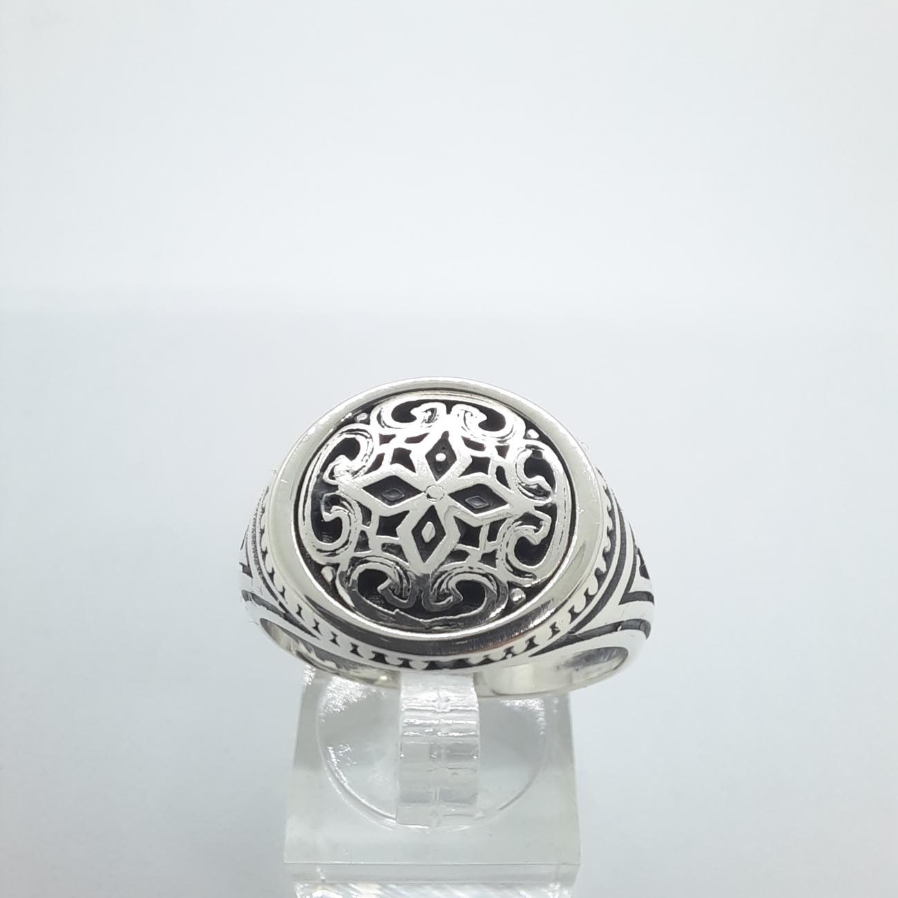 Ασημένιο δαχτυλίδι