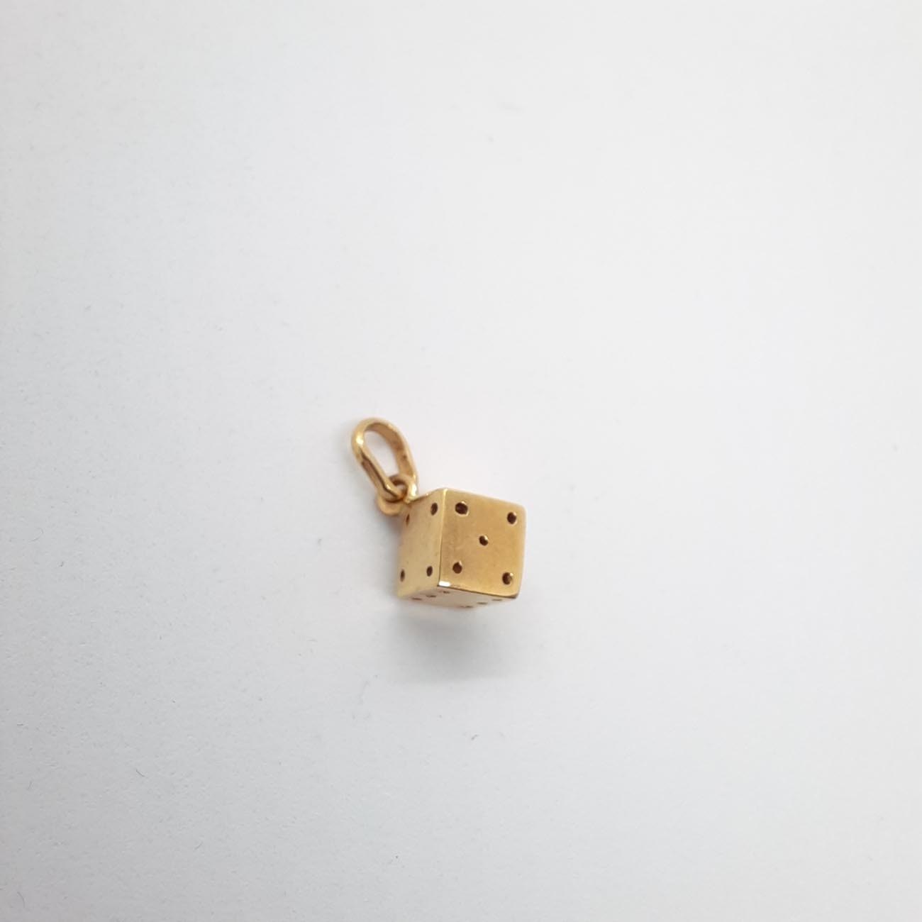 Χρυσό μενταγιόν Κ14