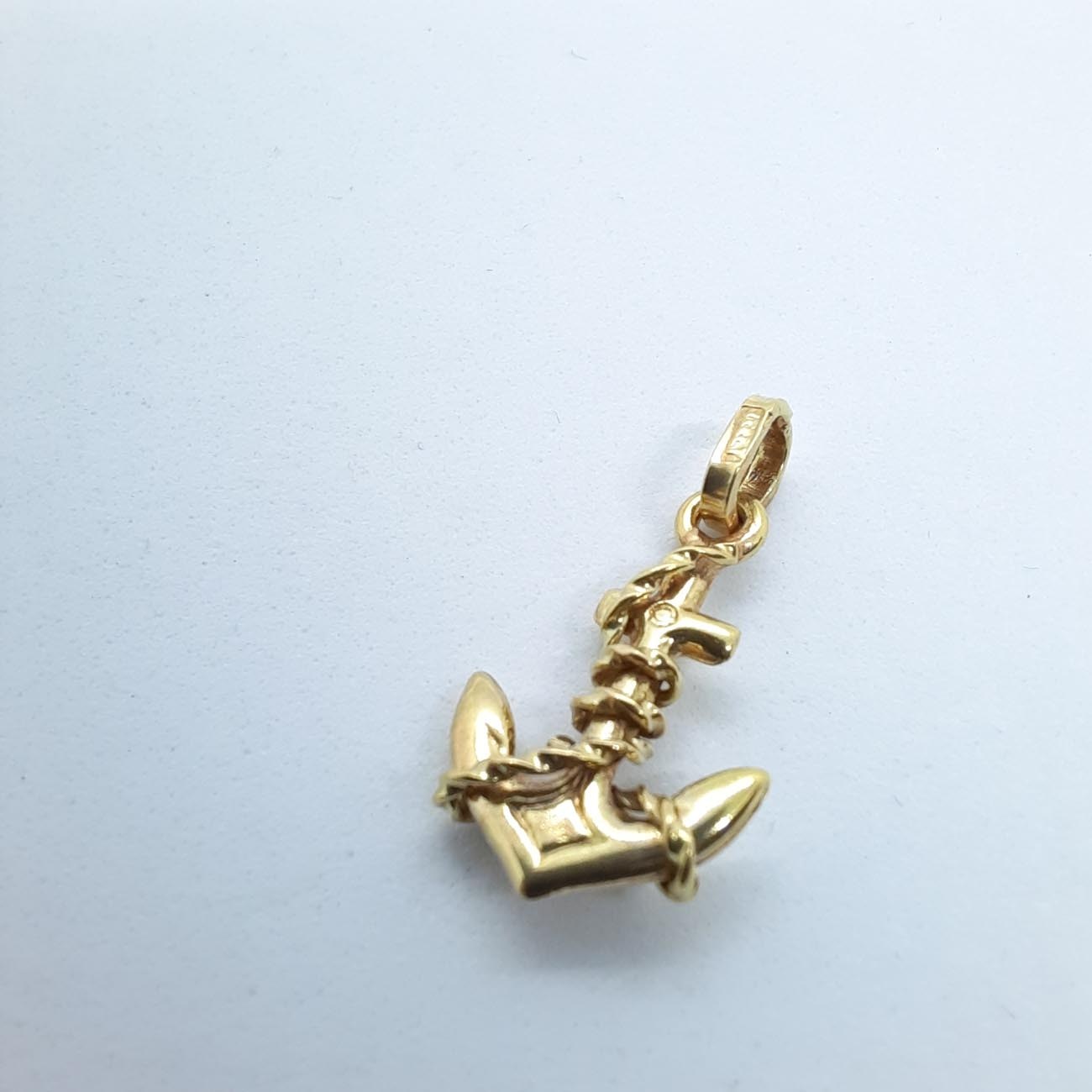 Χρυσό μενταγιόν Κ14