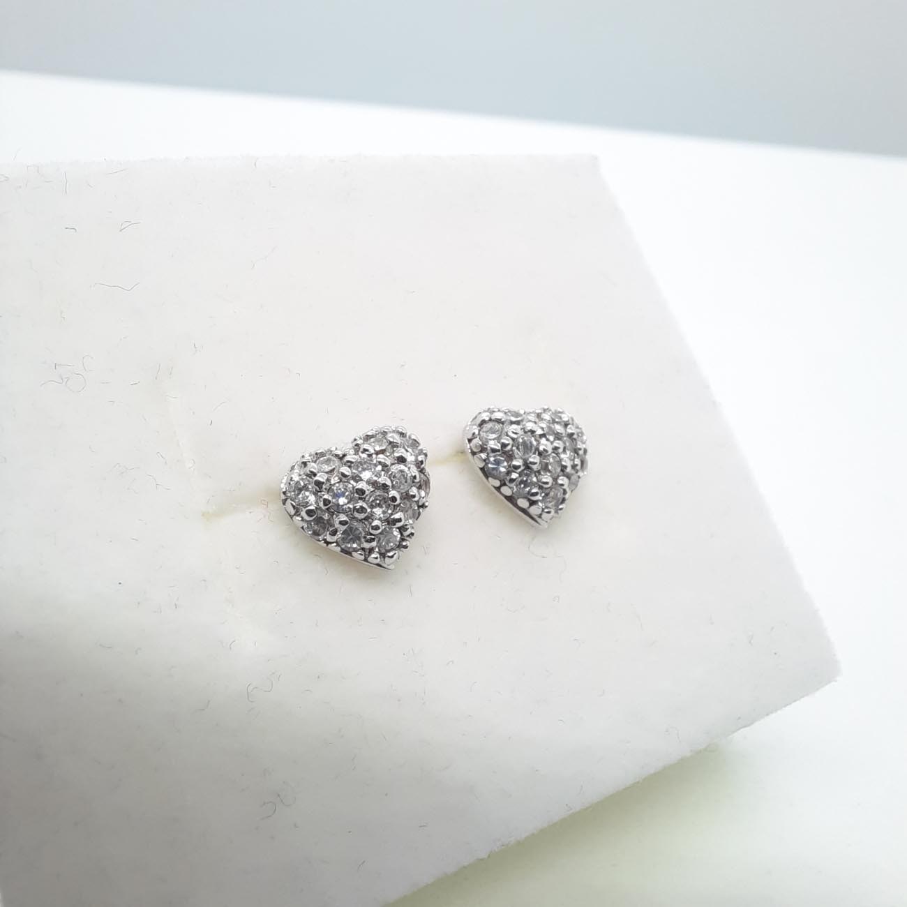 Ασημένια σκουλαρίκια ζιργκόν καρδιές