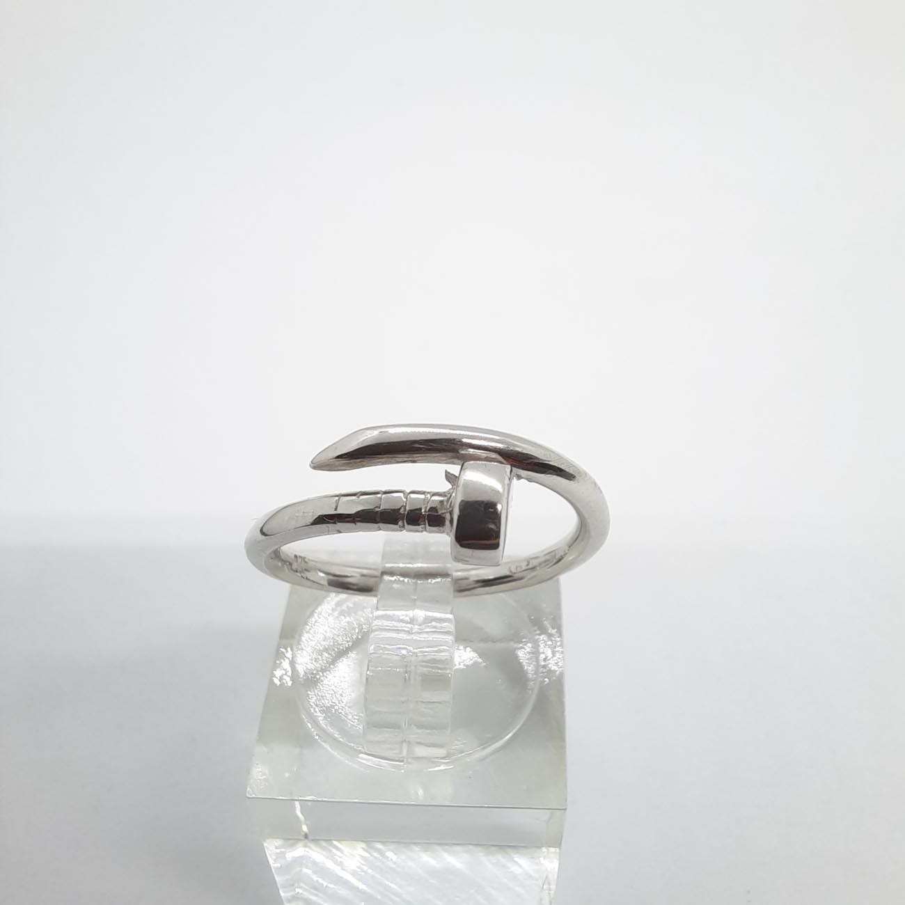 Ασημένιο δαχτυλίδι