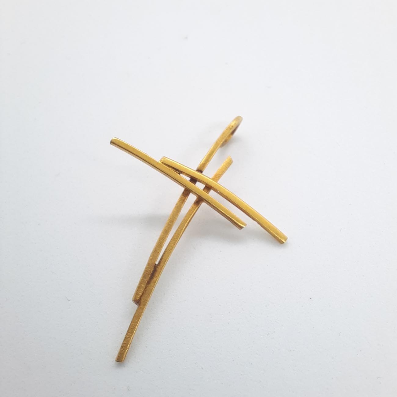 Χρυσός σταυρός καλλιτεχνικό design Κ14 