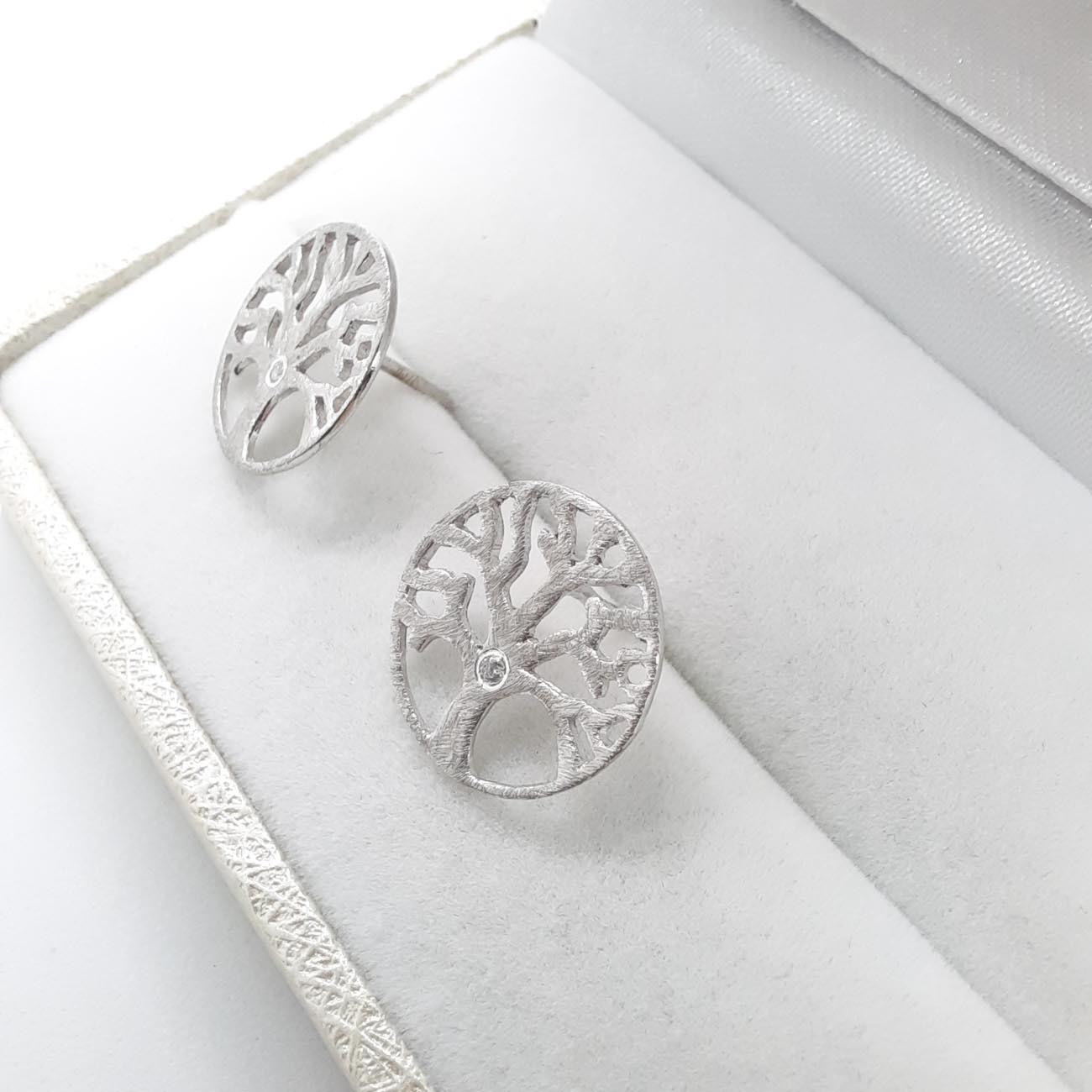 Ασημένια σκουλαρίκια 9.25 ζιργκόν