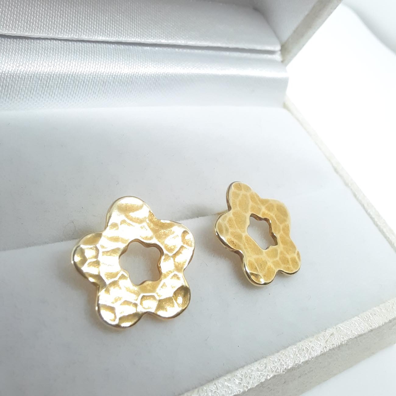 Ασημένια επιχρυσωμένα σκουλαρίκια 