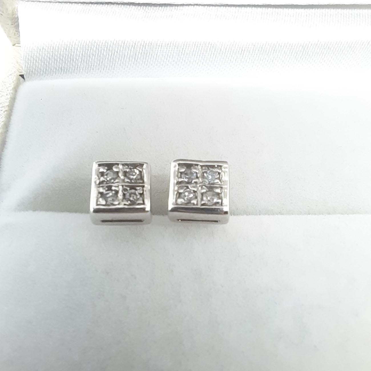 Ασημένια σκουλαρίκια ζιργκόν