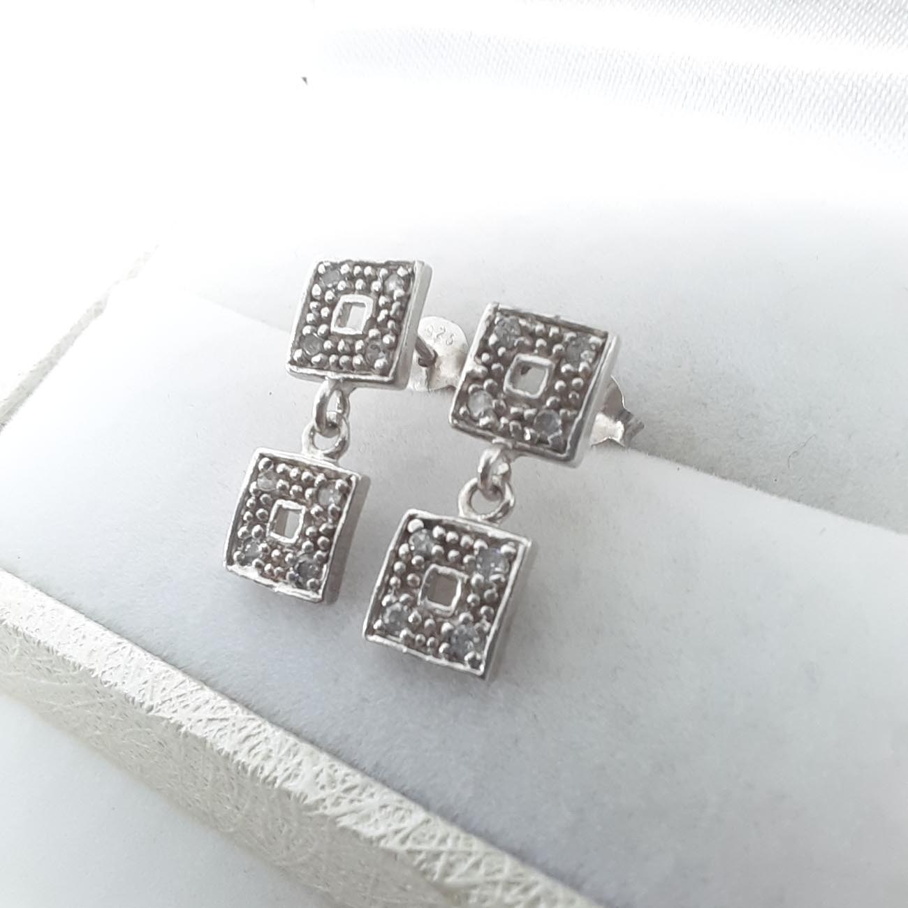 Ασημένια σκουλαρίκια 9.25 ζιργκόν