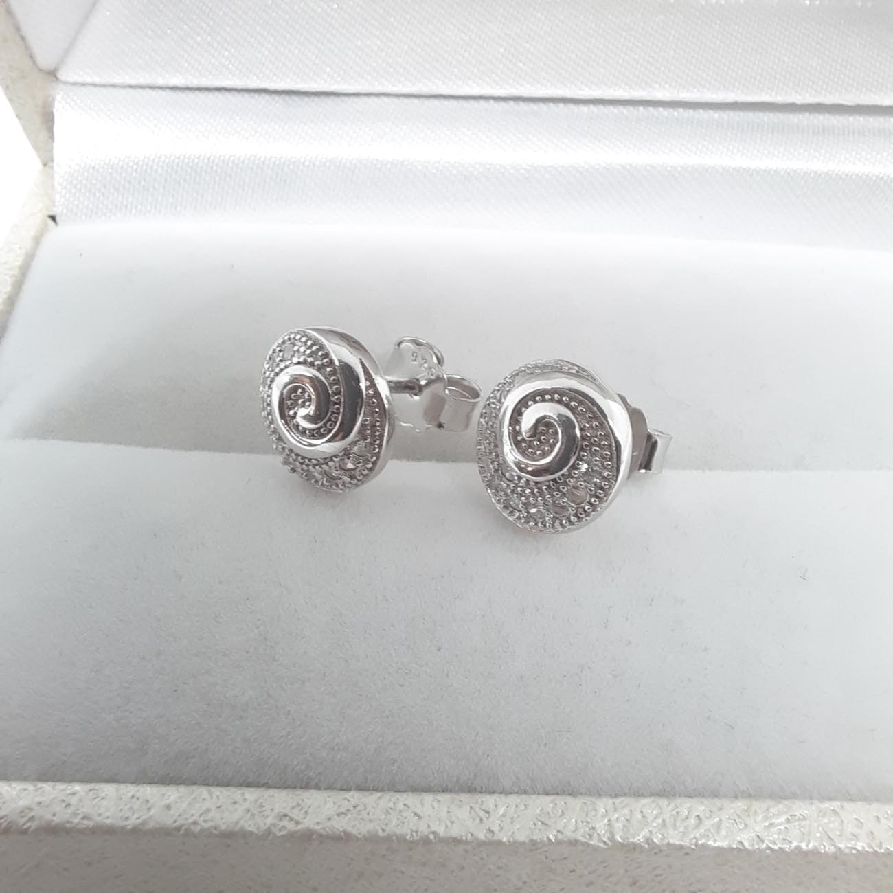 Ασημένια σκουλαρίκια 9.25 ζιργκόν