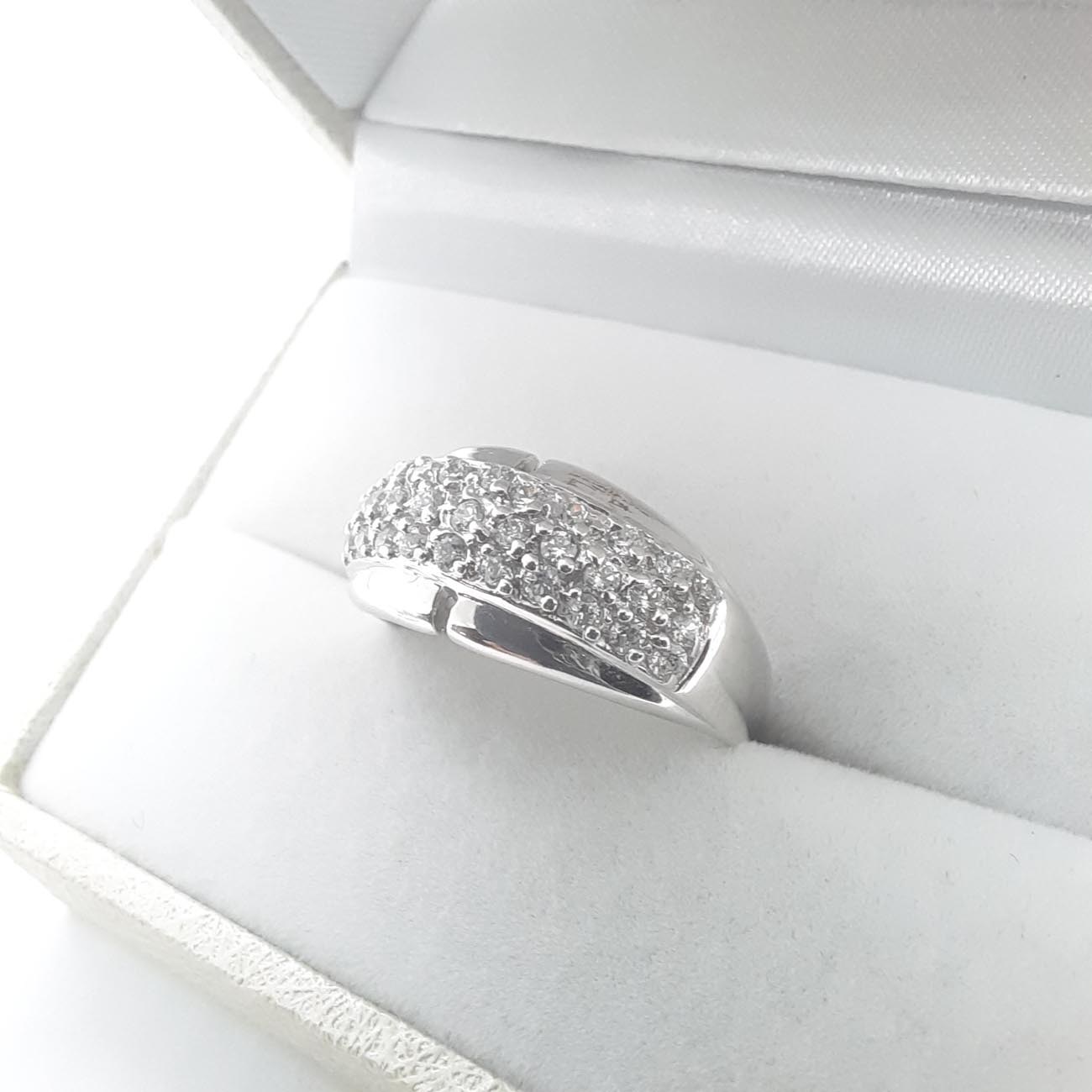 Λευκόχρυσο δαχτυλίδι Κ14