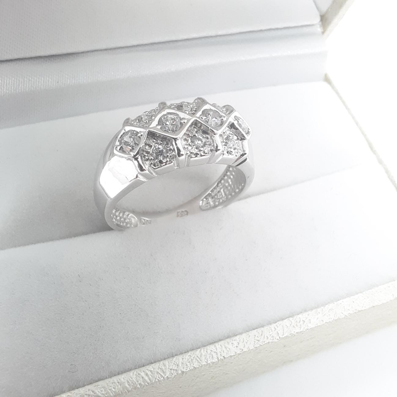 Λευκόχρυσο δαχτυλίδι Κ14