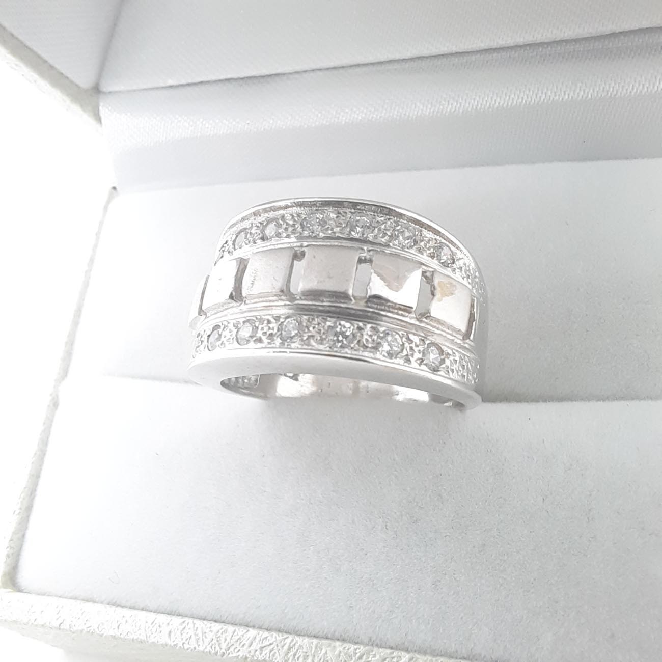 Λευκόχρυσο δαχτυλίδι Κ14