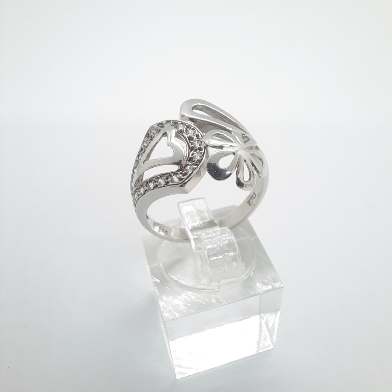 Λευκόχρυσο δαχτυλίδι Κ14 άνθος και καρδιά