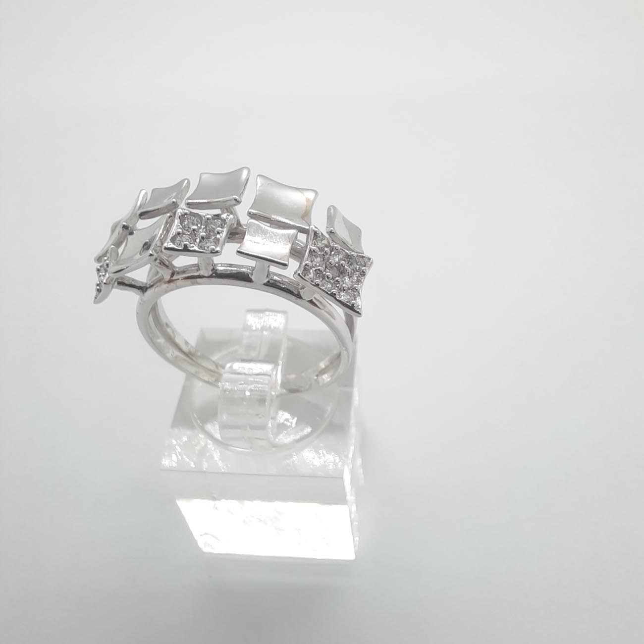 Λευκόχρυσο δαχτυλίδι Κ14 γεωμετρικό design