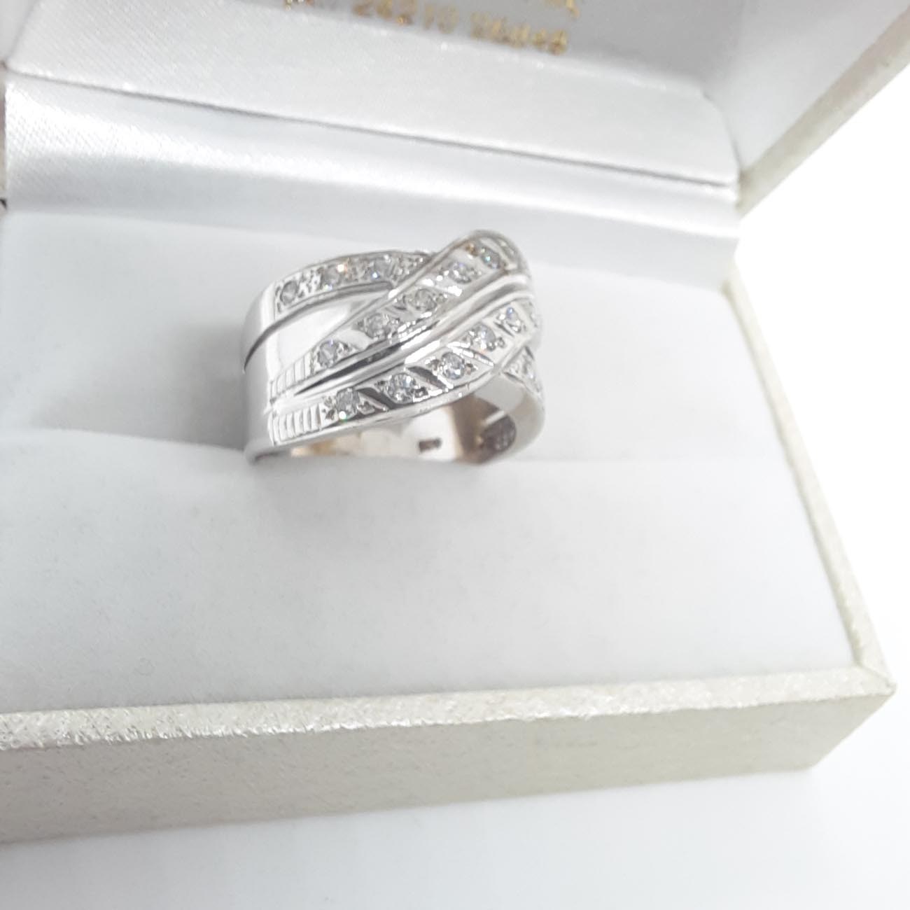 Λευκόχρυσο δαχτυλίδι Κ14