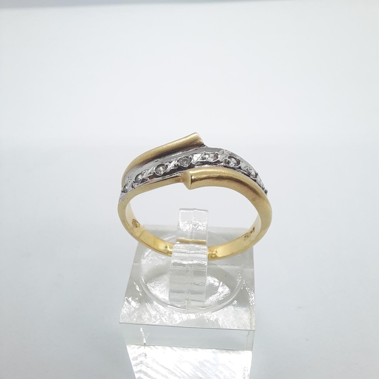 Χρυσό δαχτυλίδι Κ14 διάδημα