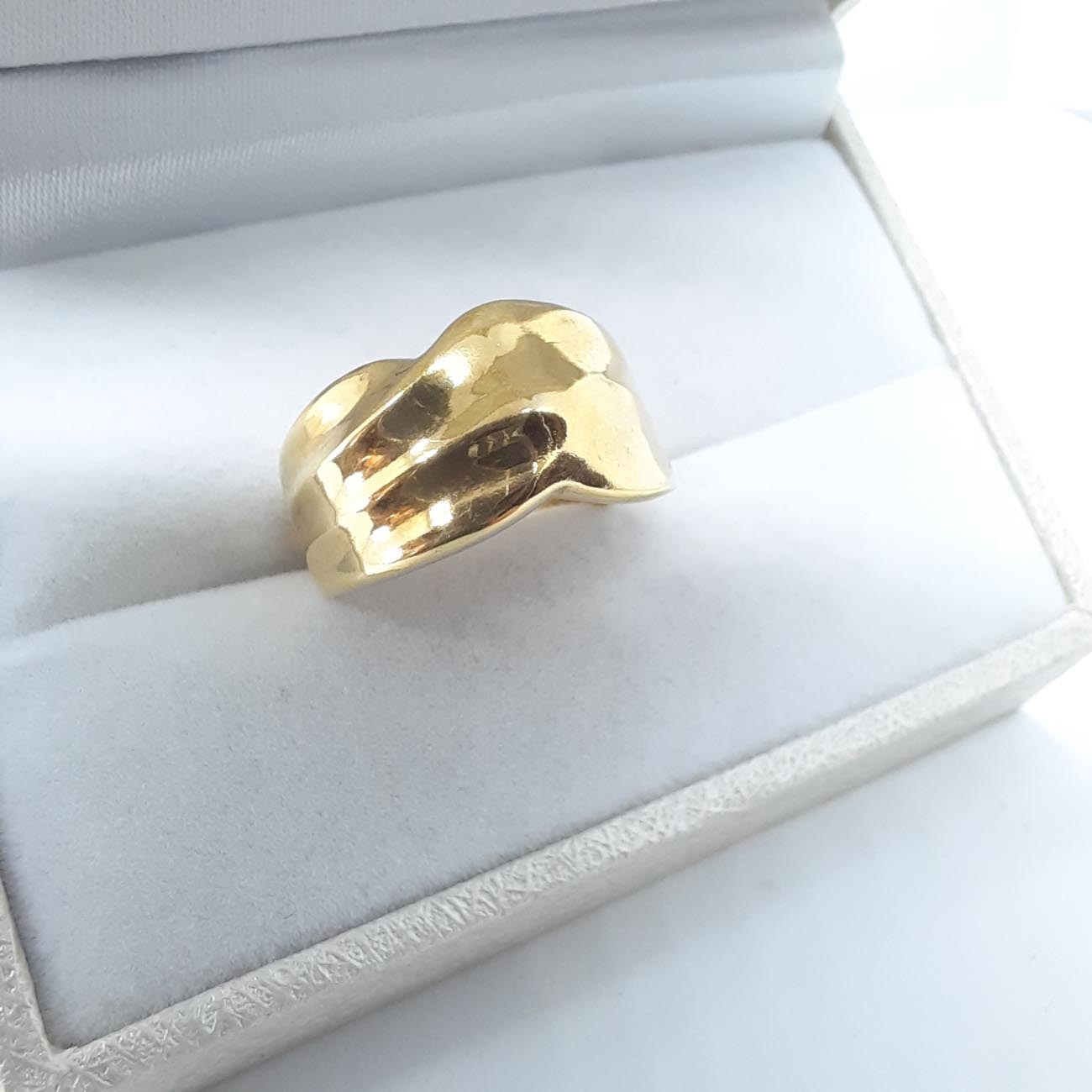 Χρυσό δαχτυλίδι Κ14 ανάγλυφο