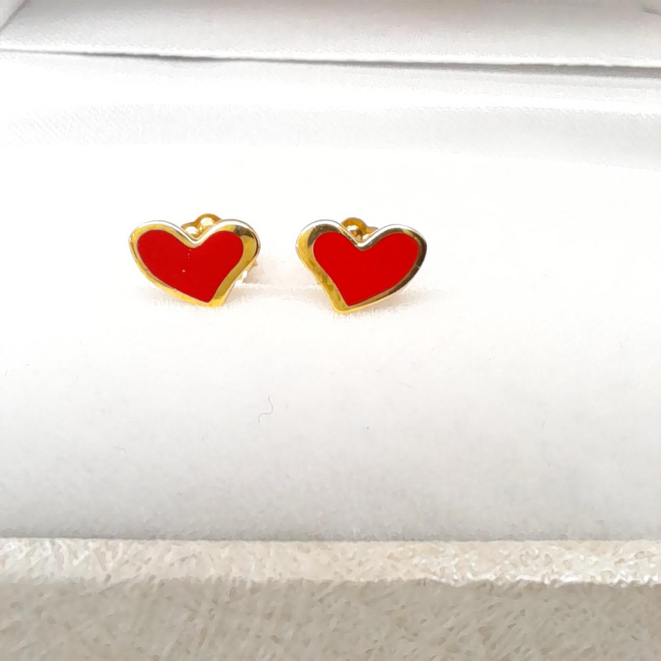 Χρυσά σκουλαρίκια καρδούλες 