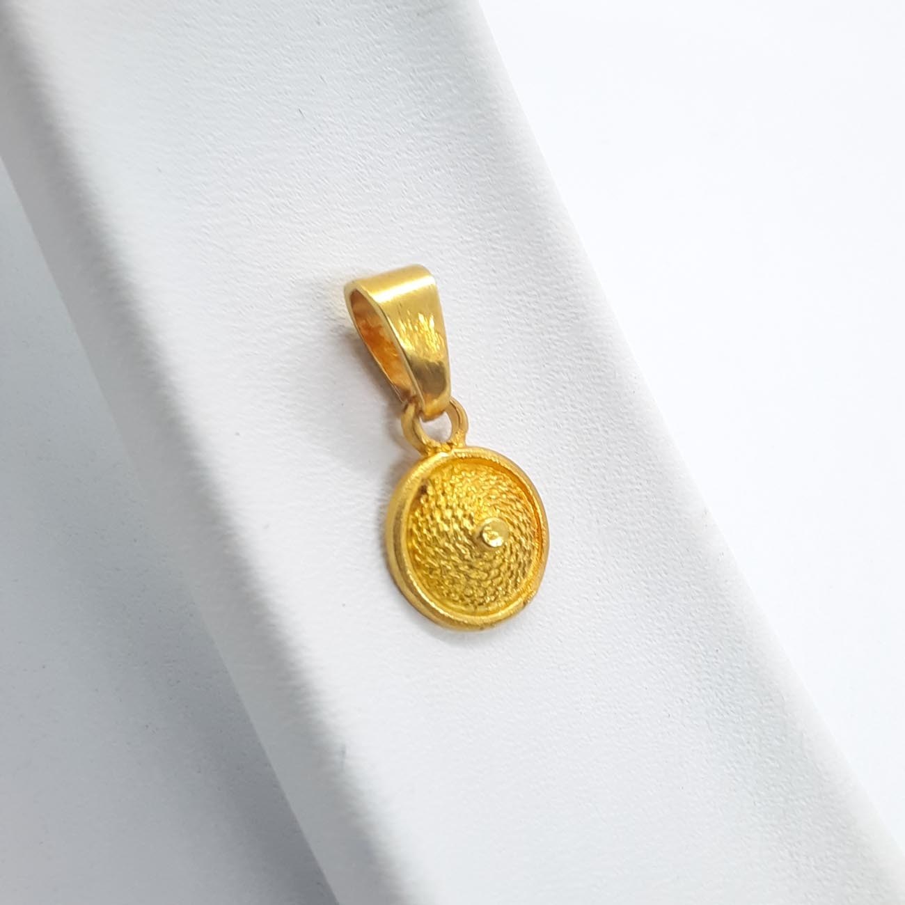 Χρυσό μενταγιόν βυζαντινό Κ14