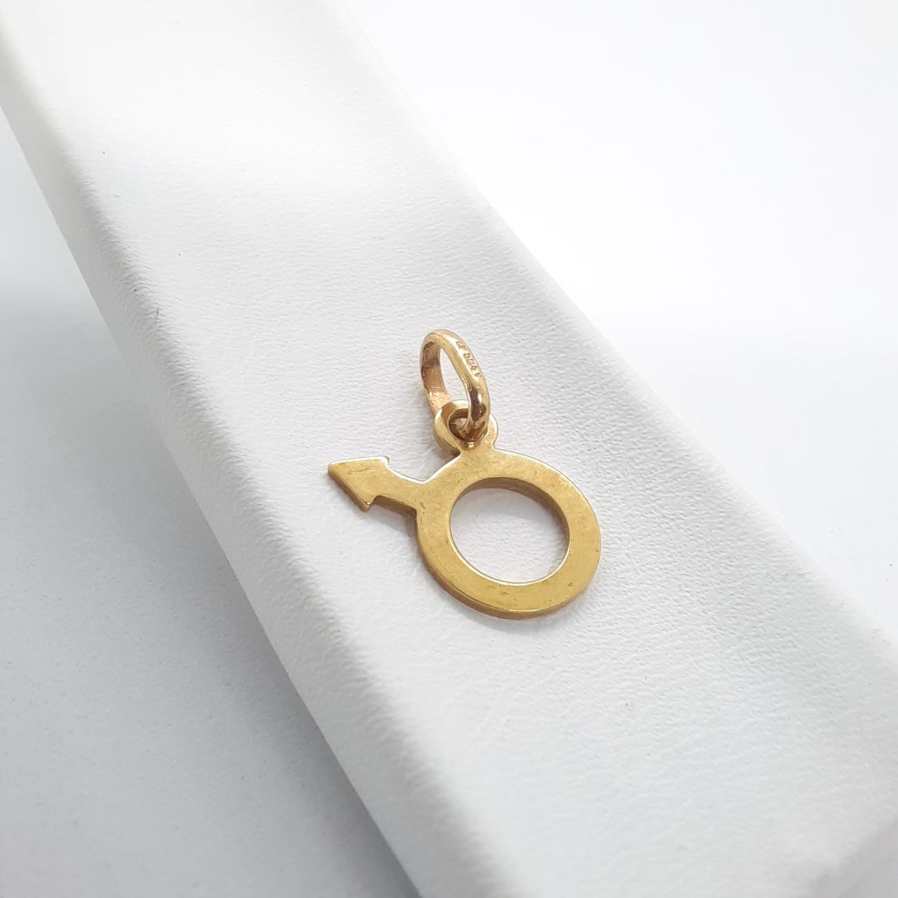 Χρυσό μενταγιόν male