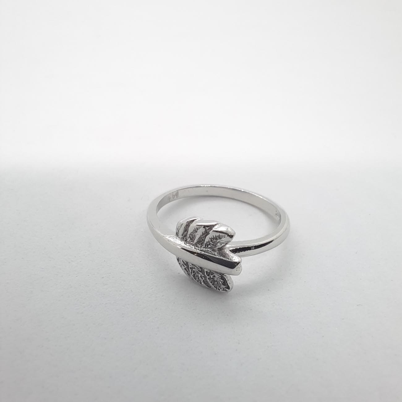 Δαχτυλίδι ασημένιο βέλος