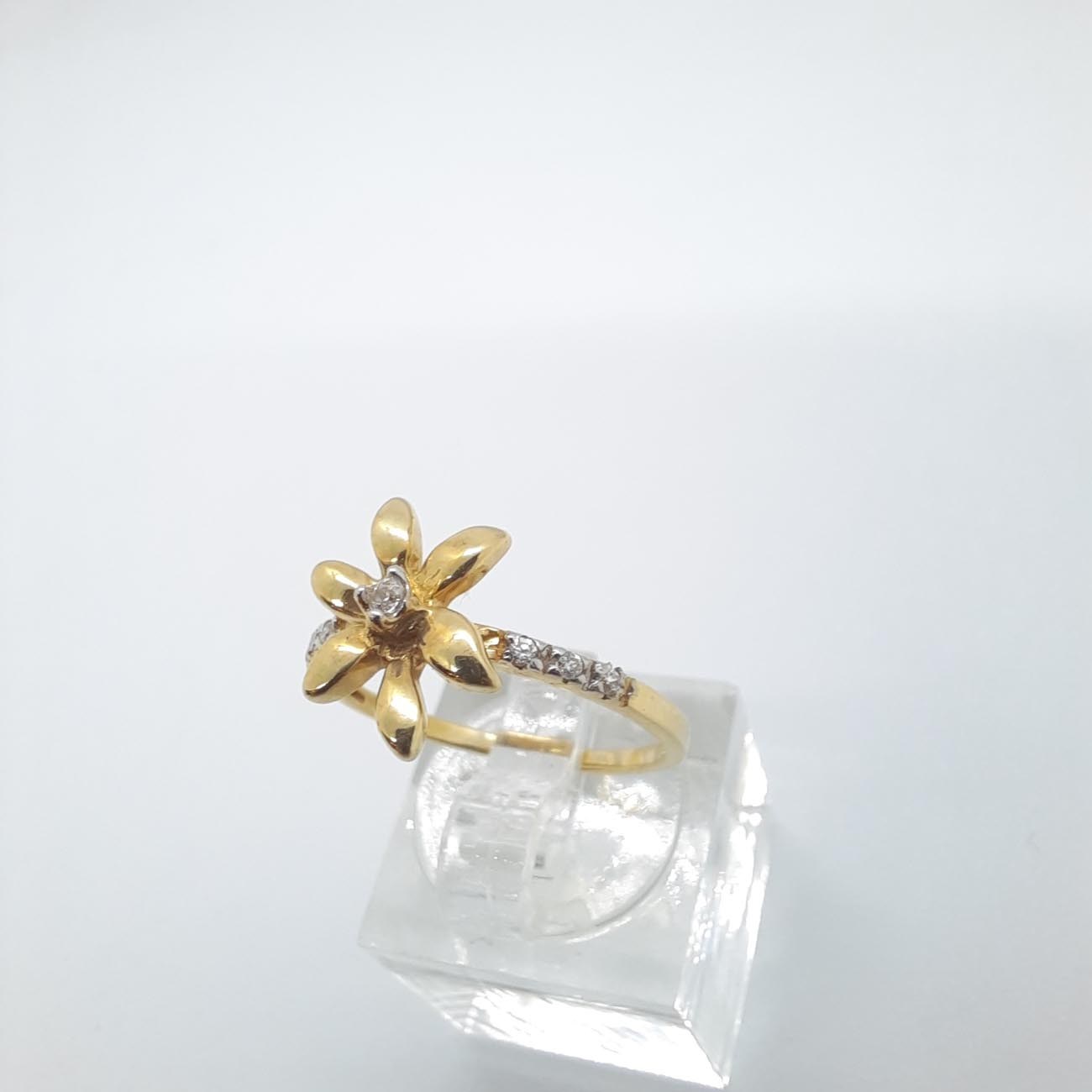 Δαχτυλίδι χρυσή μαργαρίτα Κ14 