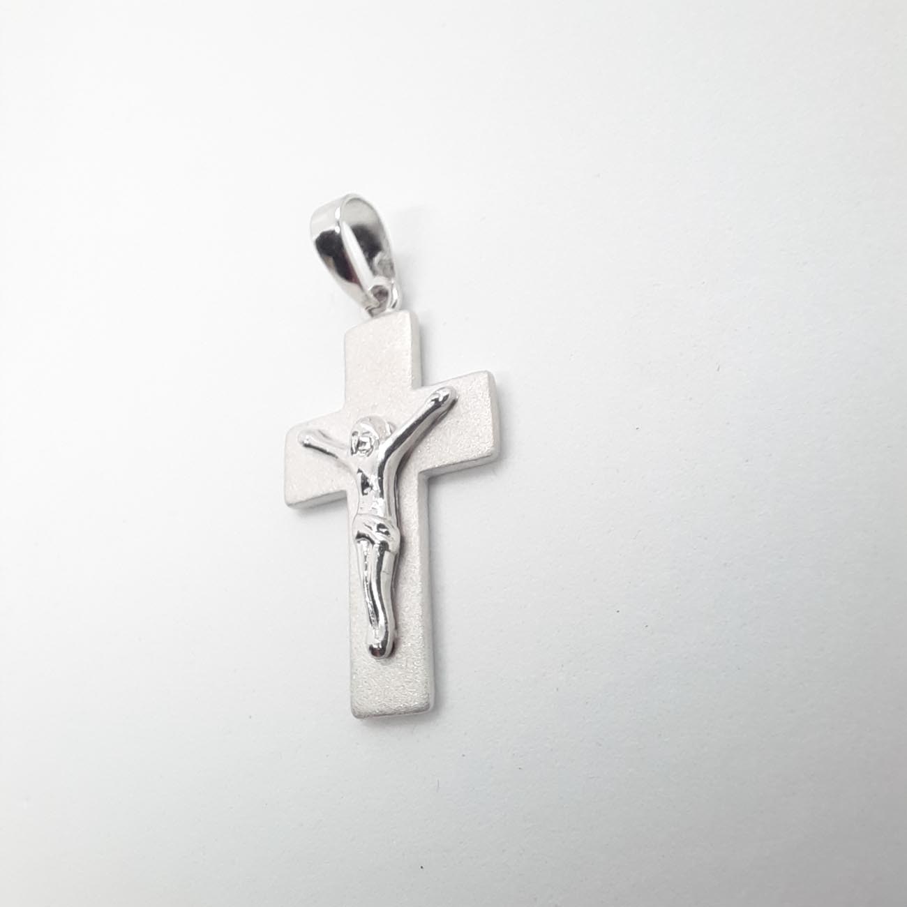 Ασημένιος μασίφ σταυρός με Εσταυρωμένο Ιησού