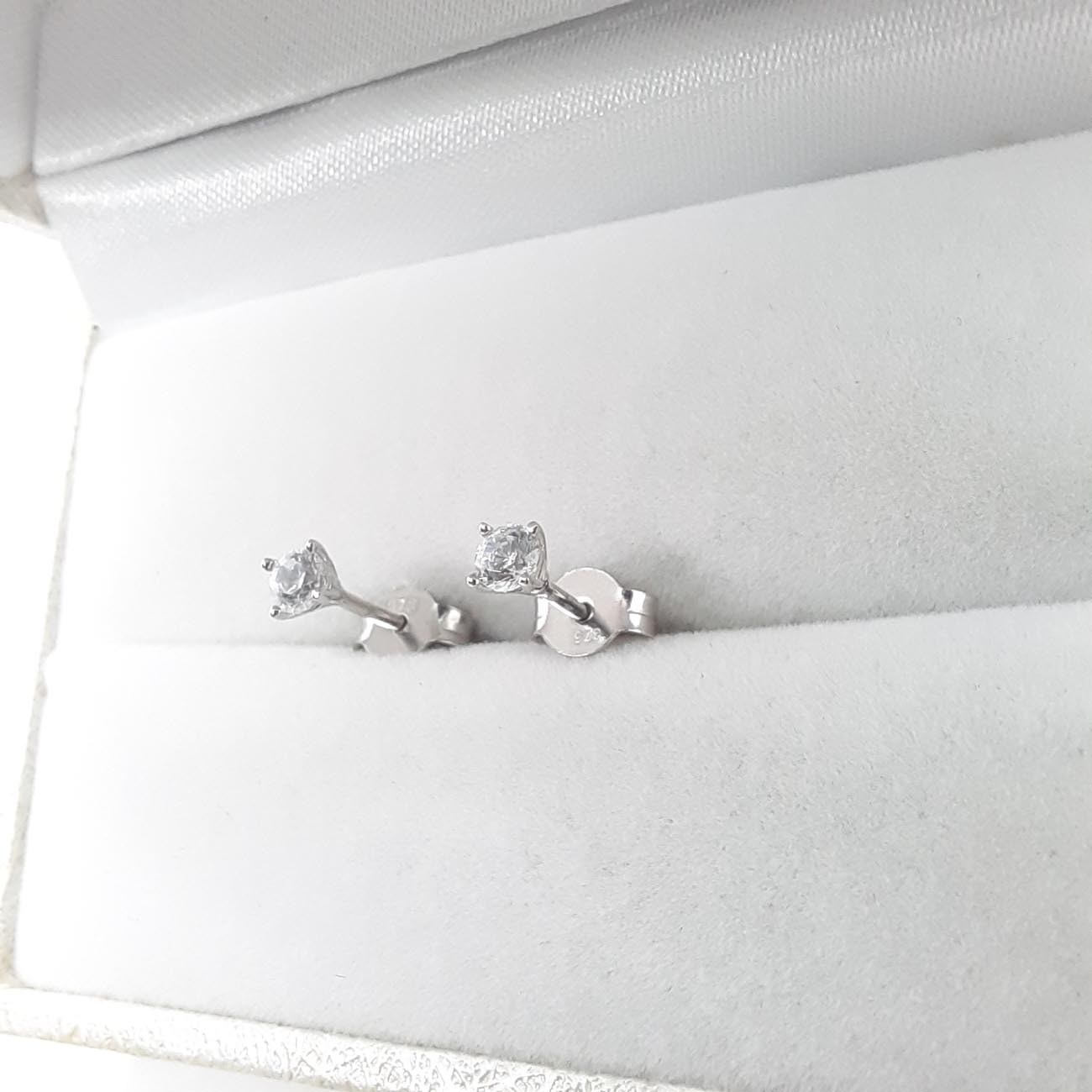 Λευκόχρυσα σκουλαρίκια Κ9 ζιργκόν