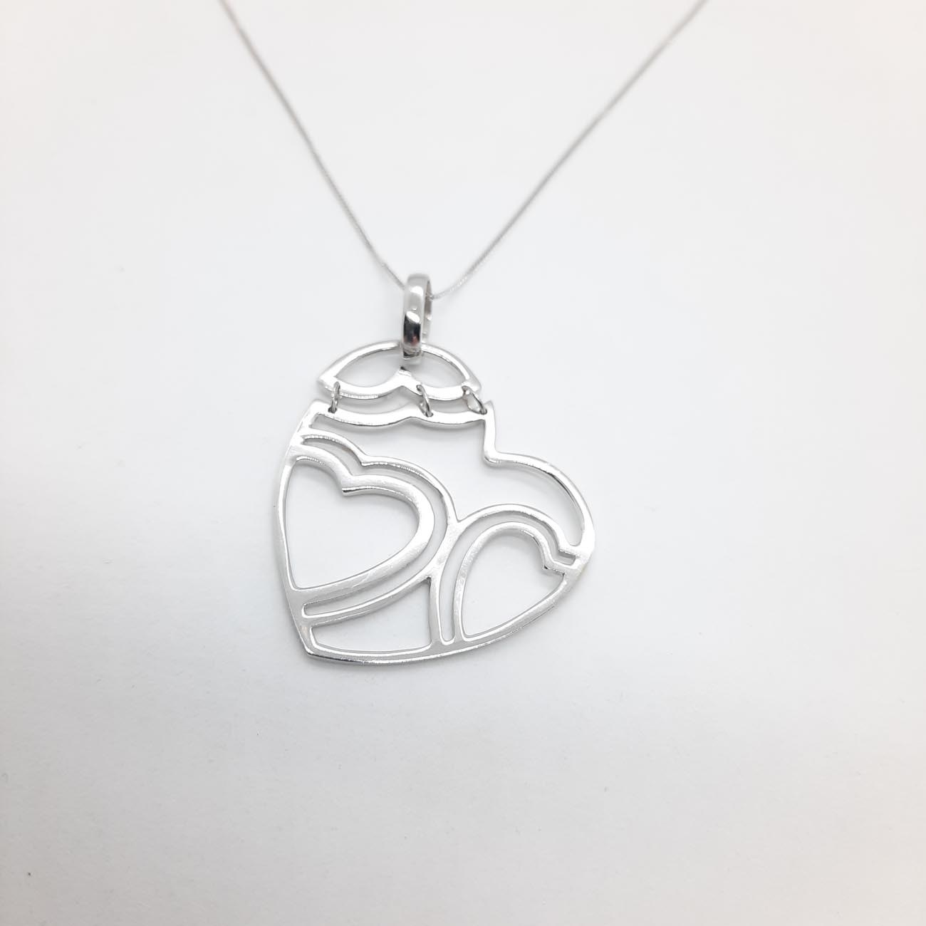 Κολιέ ασημένια καρδιά connection